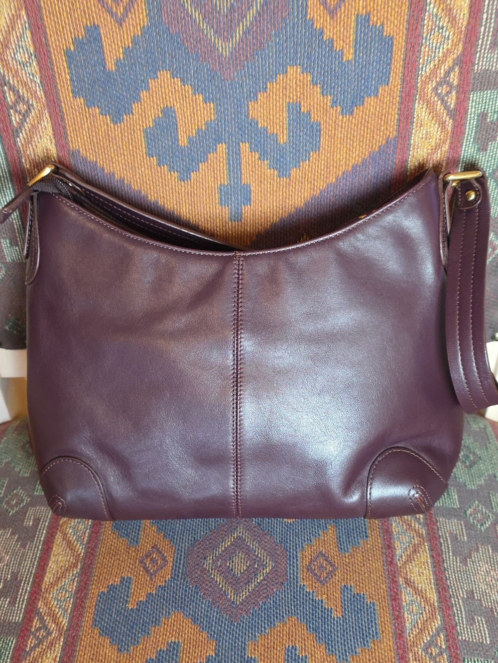 Vintage Etienne Aigner Bordeaux Leather EST 1949 Logo Bag - Excellent Condition - Picture 11 of 17